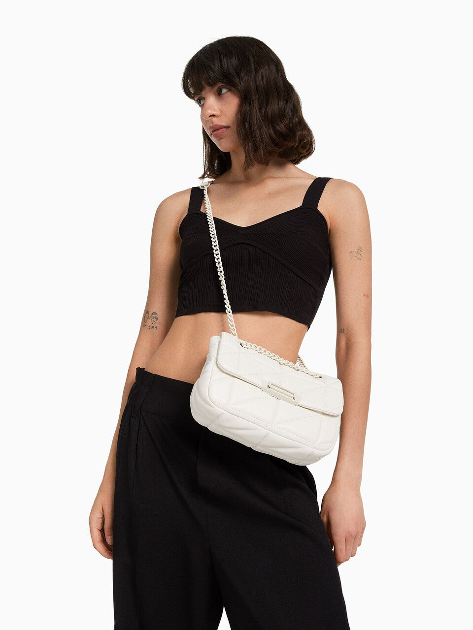 Sac à bandoulière Bershka en Écru