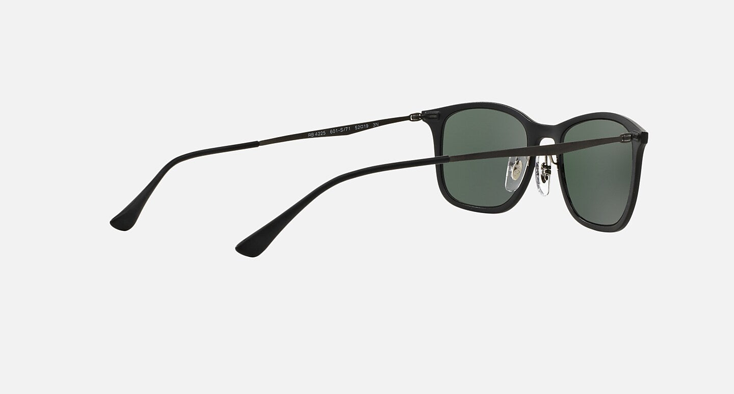 Lunettes de Soleil Ray-Ban RB4225 601S71 – Noir Mat & Vert G-15