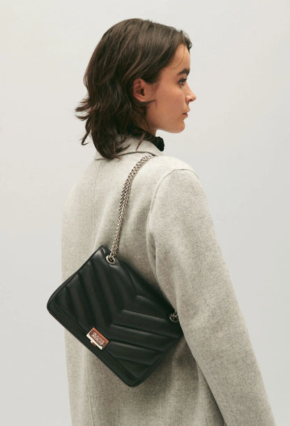 Sac Angeli Chevron en Cuir – Élégance &amp; Intemporel